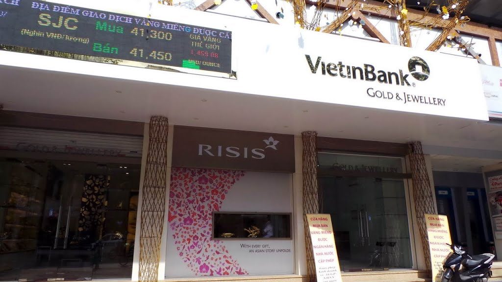 Cửa hàng trang sức Vietinbank